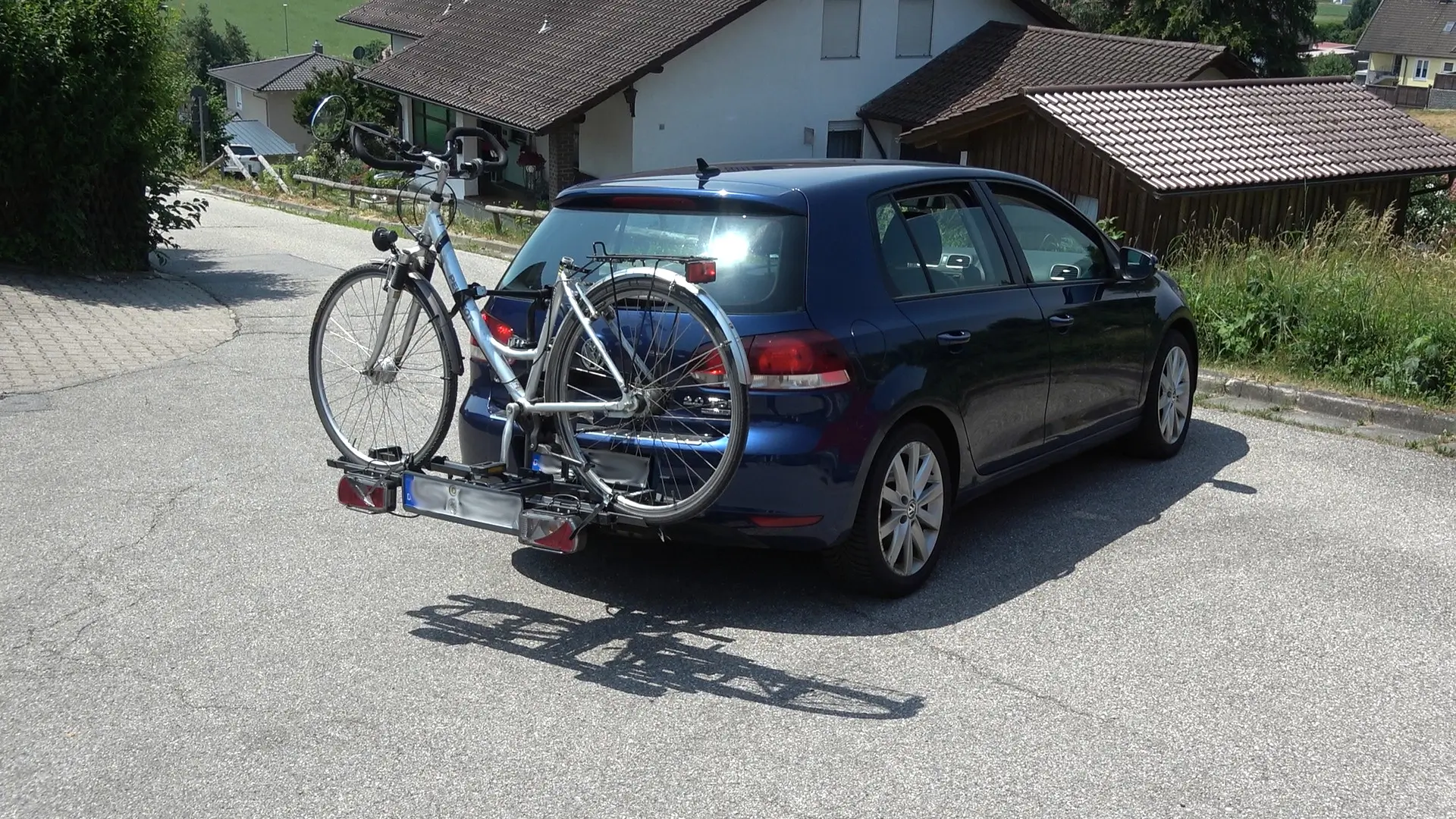 Einfacher Transport des Vital Stützsystems auf einem handelsüblichen Fahrradträger